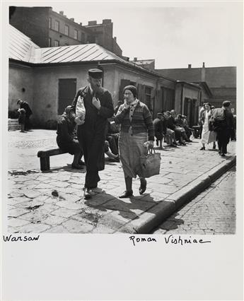 ROMAN VISHNIAC (1897-1990) A group of 9 street photographs, both larger scenes and portraits, depicting Jewish life in Poland.